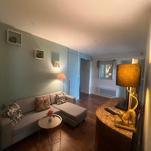 appartement-prive-blue-bridge-sauna.hotels-rhonealpes.com/