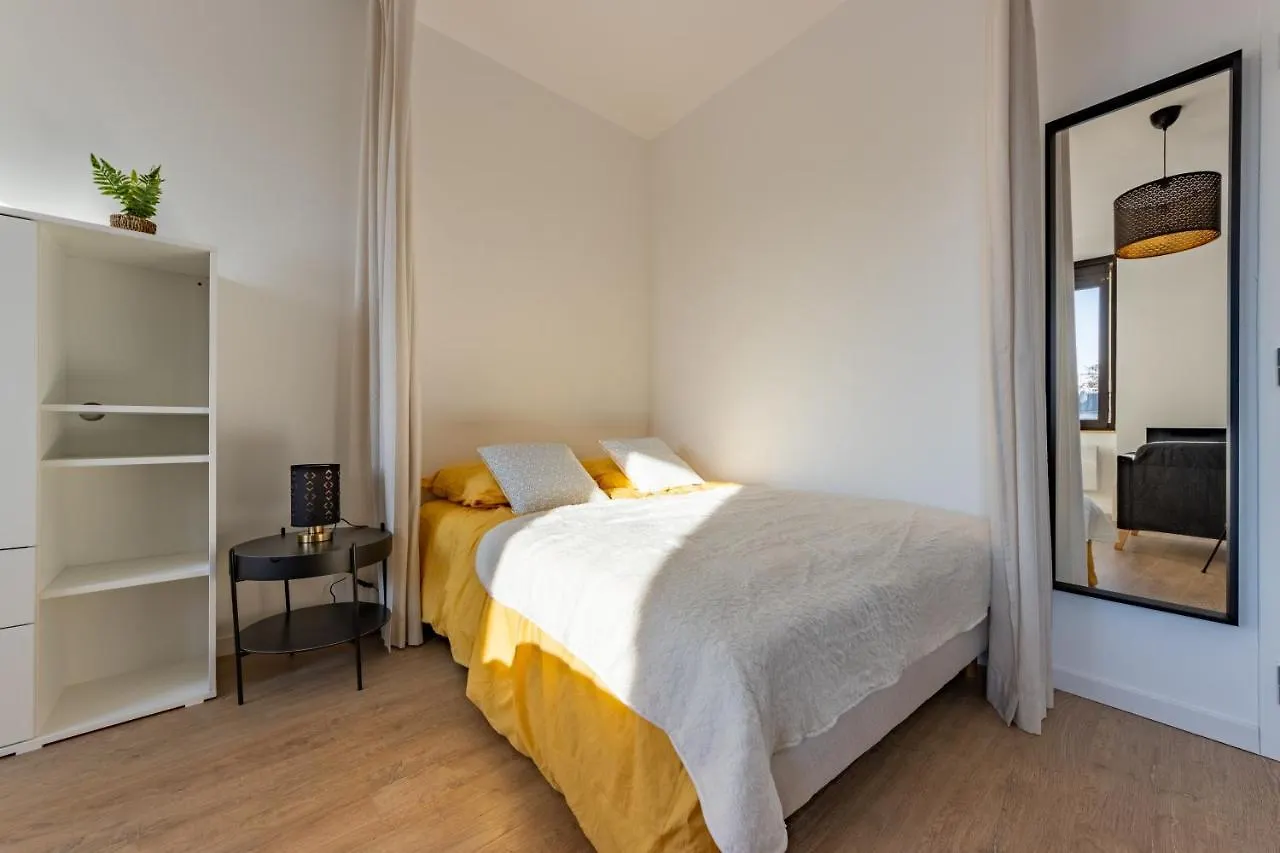 Le Studio Sicre Proche Commdites Parking Facile Castelsarrasin Franciaország